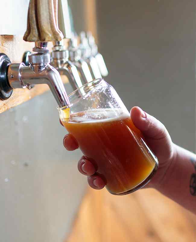 https://bullfrogcreekbrewing.com/wp-content/uploads/2017/05/home_ingredients_03.jpg